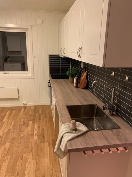 Fin Leilighet I Tromsdalen. Apartment Tromso Bagian luar foto